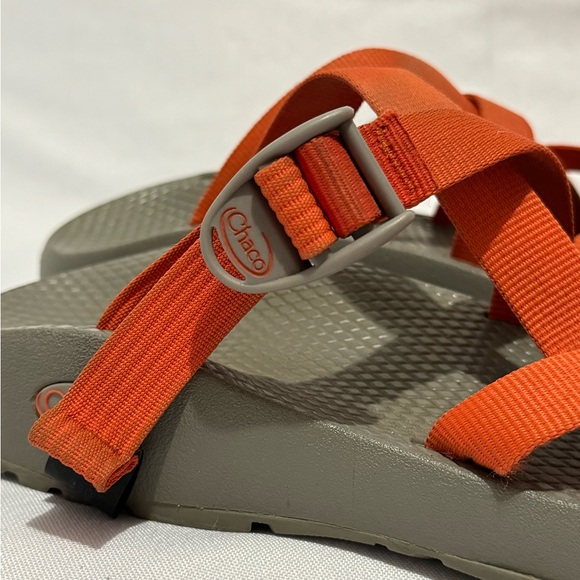 Chaco Tegu Size 9 Women's Sport Sandals Orange Grey Strappy - Picture 5 of 8